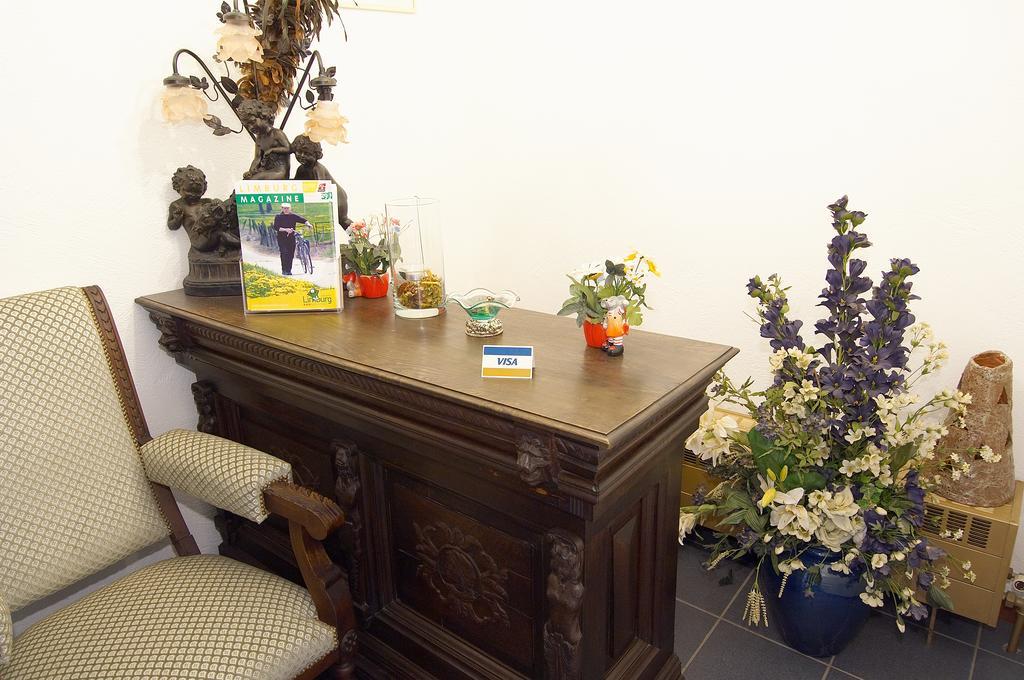 זוטנדאל Hotel Apollo מראה חיצוני תמונה