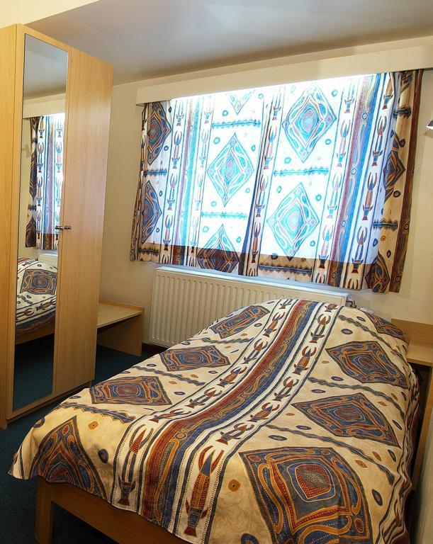 זוטנדאל Hotel Apollo חדר תמונה